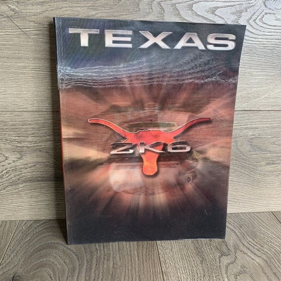 2006 Texas Football Media Guide Holographic Cover UT Longhorns - Picture 2 of 9